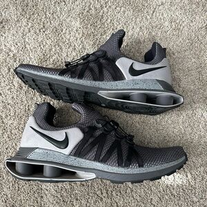 Men’s Nike Shox Gravity